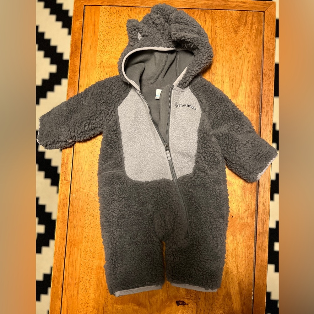 EUC Columbia bear suit